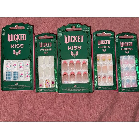 Bundle: Wicked x KISS & Wicked x imPRESS Press-On Nail Sets – NIB - Picture 1 of 3